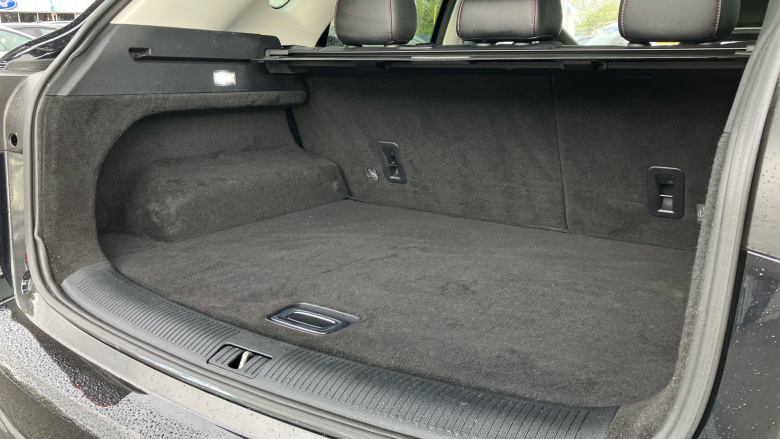 MG Hs 1.5 T-GDI Exclusive 5dr DCT Petrol Hatchback